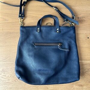 Slouchy Convertible Leather Bag Backpack with Zipper Pocket - Dark Navy Blue